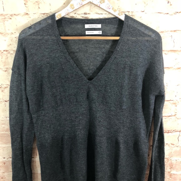Aritzia Babaton Erin Wool V Neck Sweater - Picture 4 of 7